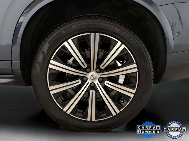 Used 2025 Volvo XC90 B6 Plus image 32