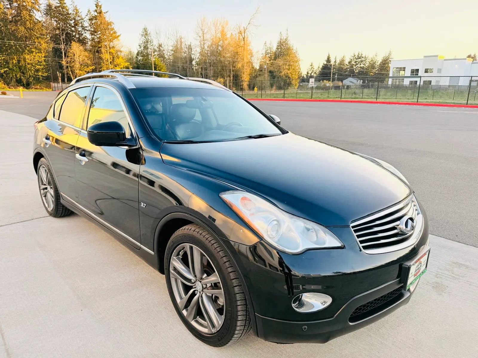 Used 2014 INFINITI QX50 Journey w/ Premium Package AWD/4WD image 7