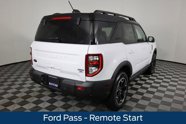 New 2025 Ford Bronco Sport Outer Banks image 3
