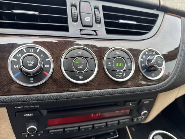 Used 2013 BMW Z4 sDrive28i RWD image 18