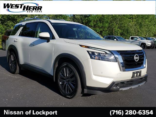 Certified 2024 Nissan Pathfinder SL w/ SL Premium Package image 1