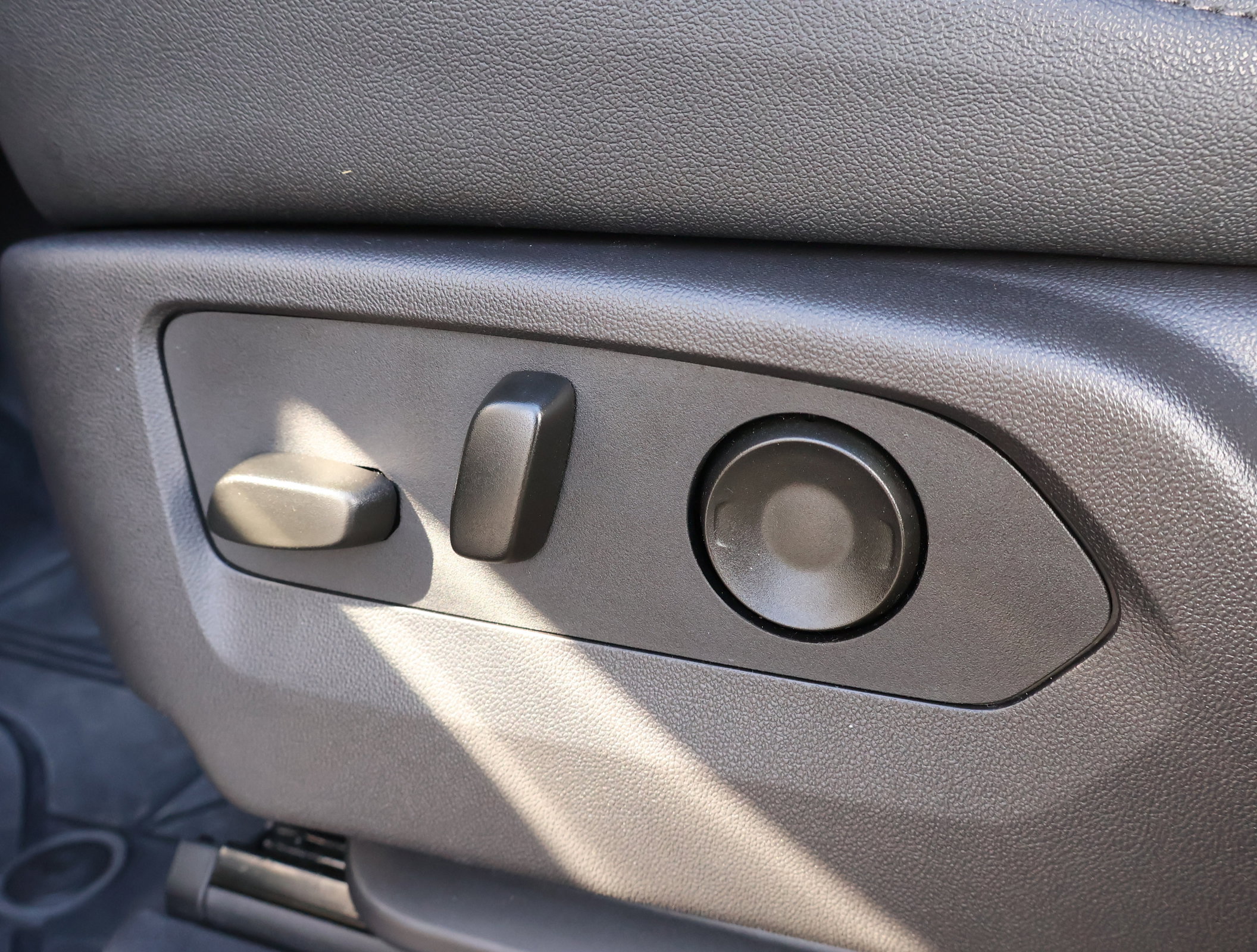 Certified 2024 Chevrolet Silverado 1500 ZR2 w/ Technology Package image 11