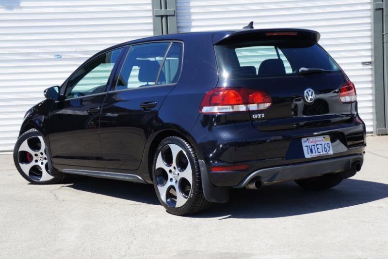 Used 2011 Volkswagen Golf 4-Door image 39