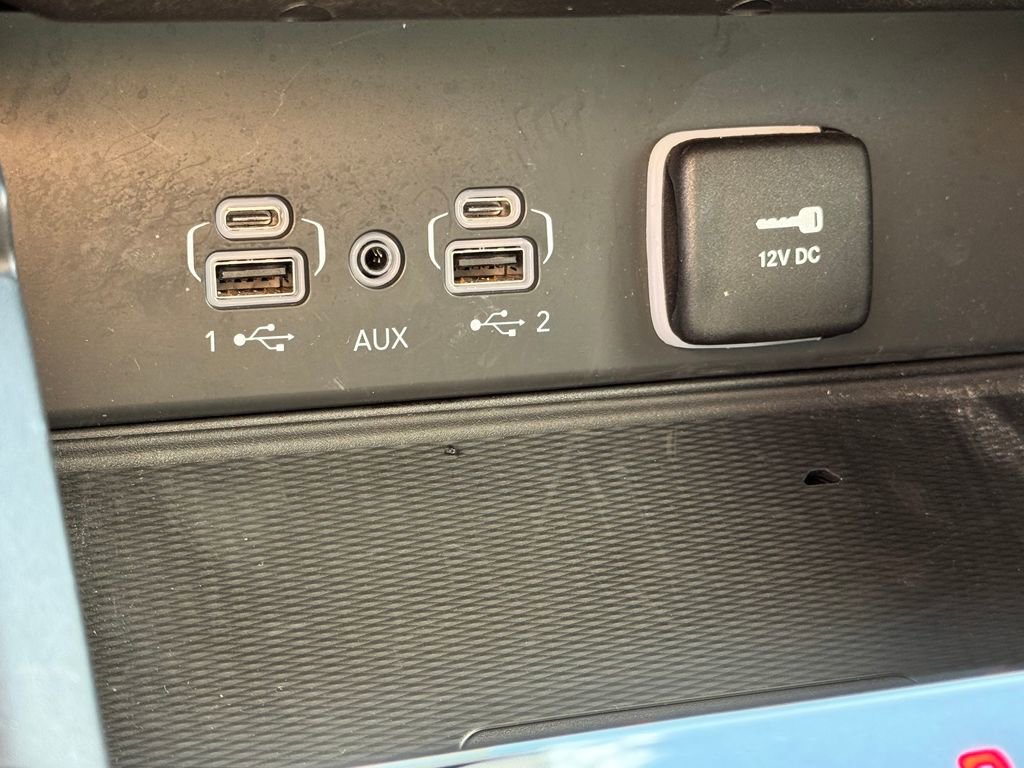 Used 2024 Jeep Grand Cherokee Altitude image 26