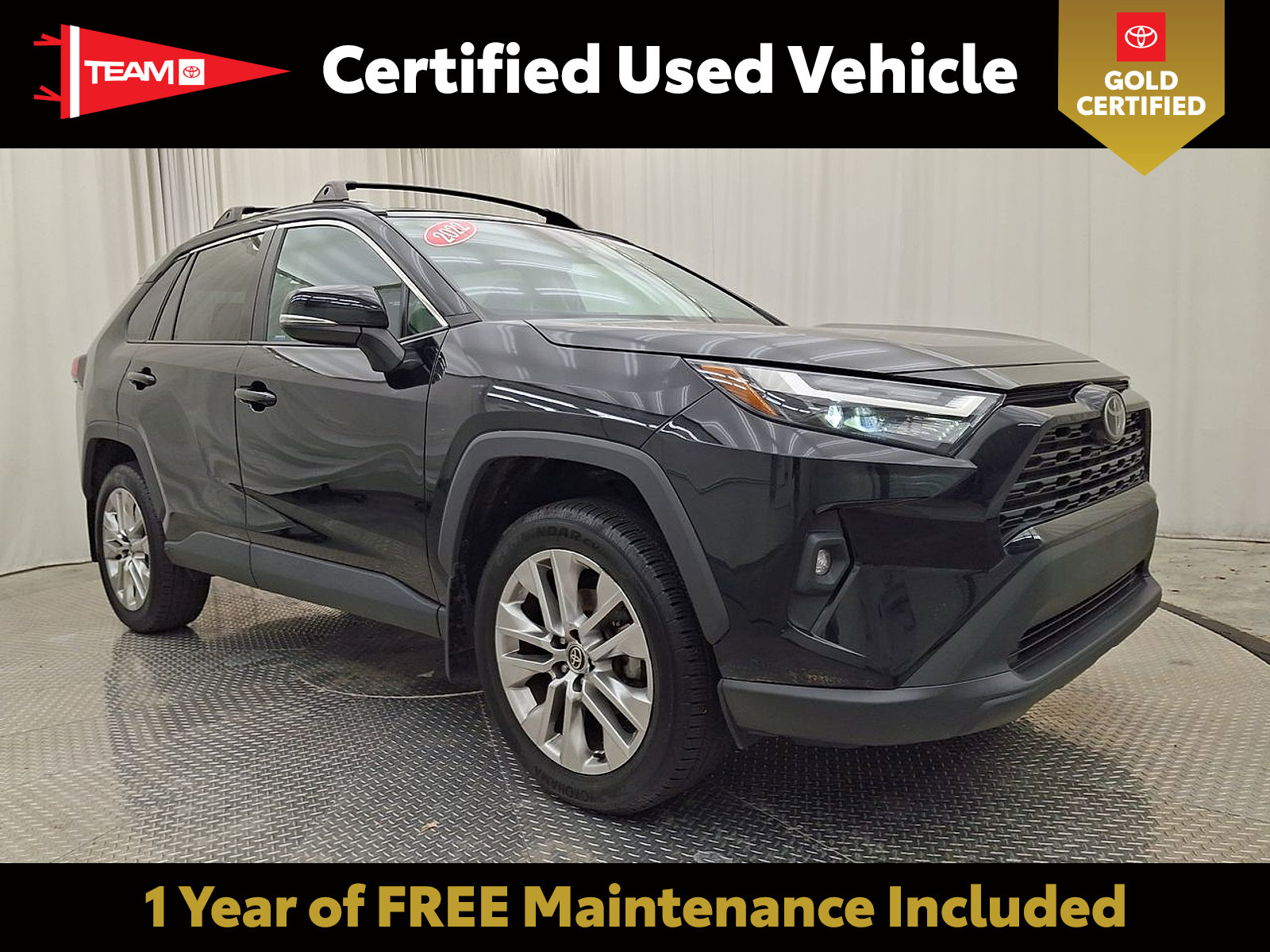 Certified 2022 Toyota RAV4 XLE Premium AWD/4WD image 1