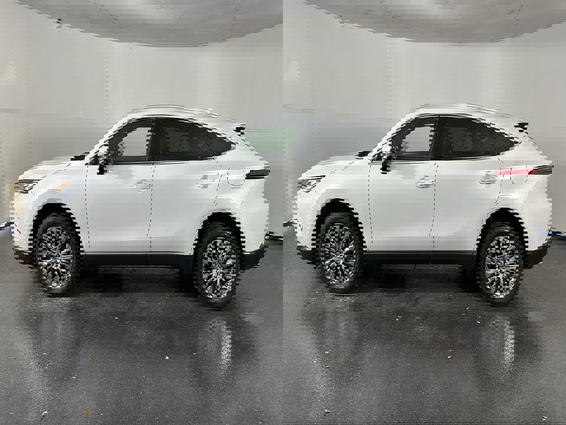 Used 2023 Toyota Venza Limited image 7