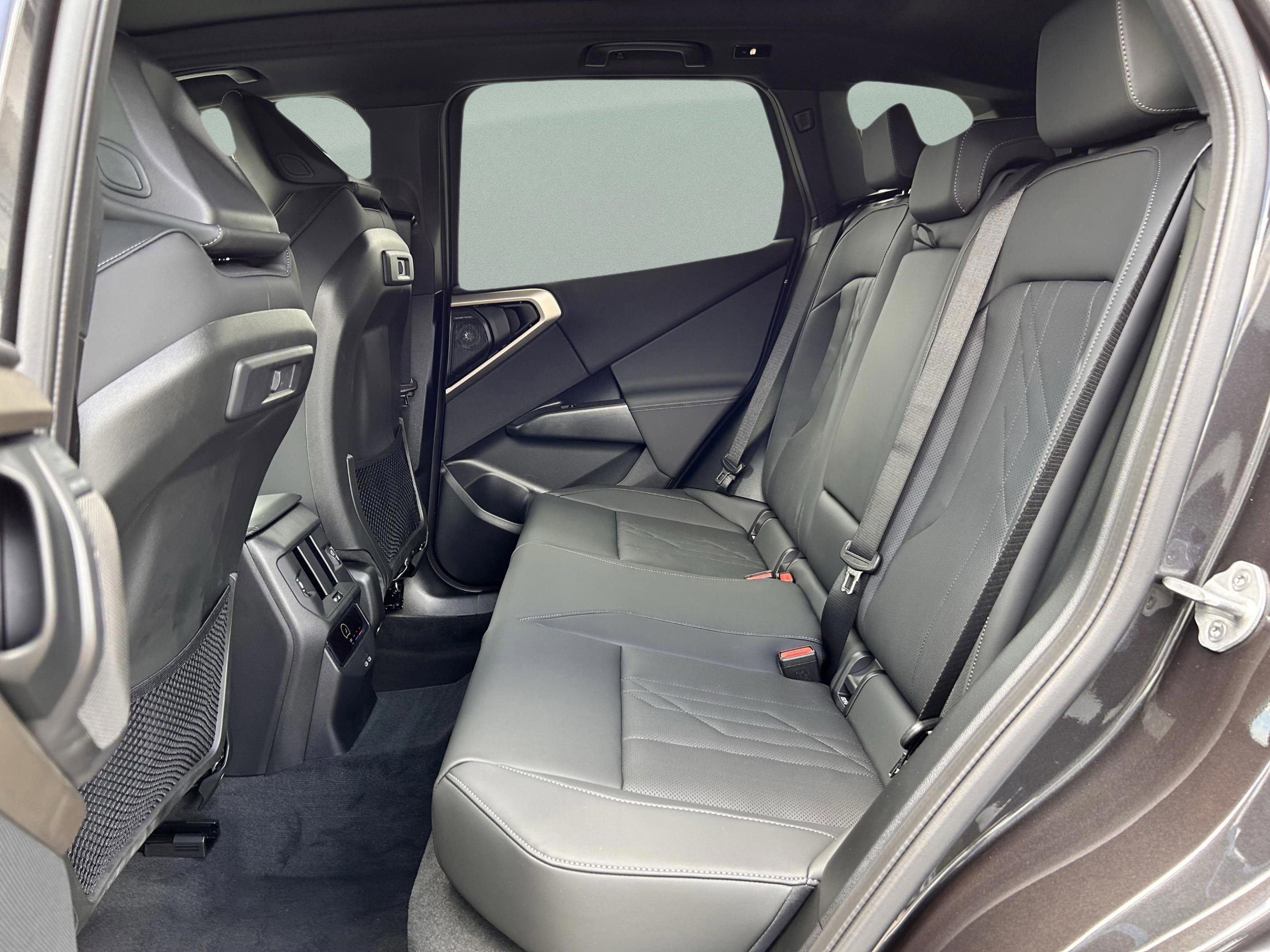 Used 2025 BMW X3 xDrive30i w/ Premium Package image 25