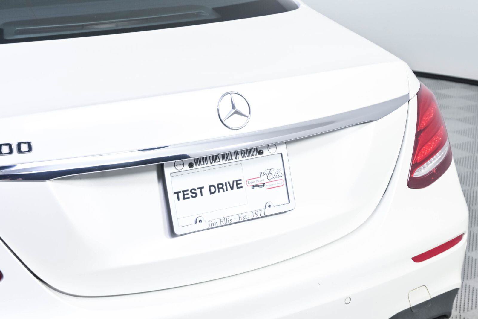 Used 2017 Mercedes-Benz E 300 image 36