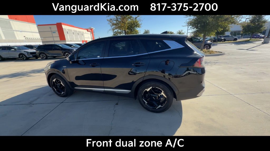 Certified 2026 Kia Sportage EX FWD image 7