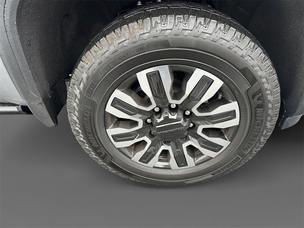 Used 2025 GMC Sierra 2500 Denali Ultimate image 16
