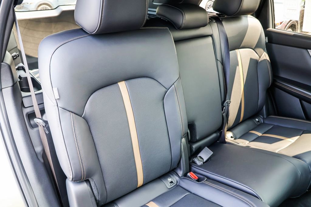 Used 2025 MAZDA CX-70 Plug-In Hybrid w/ Premium Plus image 34