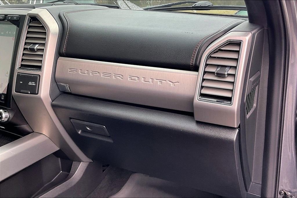 Used 2021 Ford F450 Platinum w/ FX4 Off-Road Package image 29