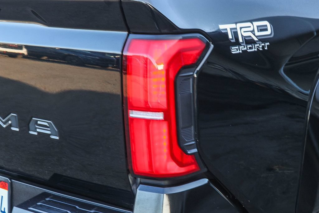 Used 2025 Toyota Tacoma TRD Sport RWD image 10