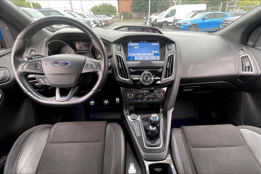 Used 2017 Ford Focus RS AWD/4WD image 14