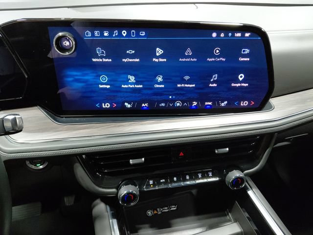 Certified 2025 Chevrolet Suburban Z71 AWD/4WD image 31