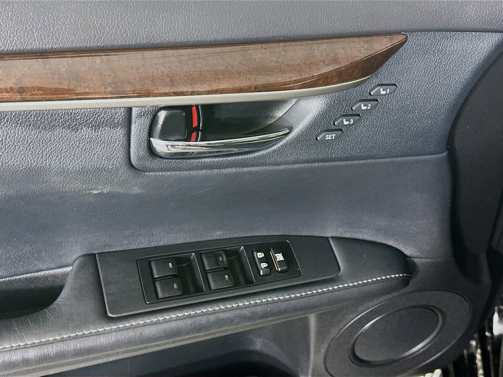 Used 2015 Lexus ES 350 w/ Luxury Package image 27