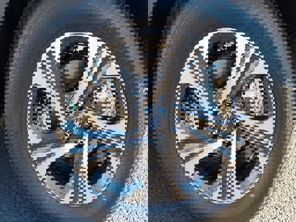 Certified 2025 Subaru Crosstrek 2.0i Premium image 11