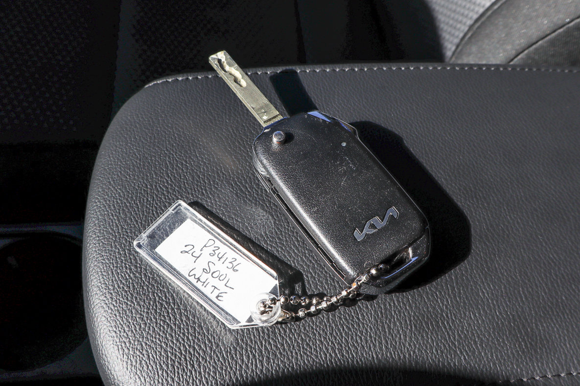 Used 2024 Kia Soul LX w/ Option Group 015 image 28