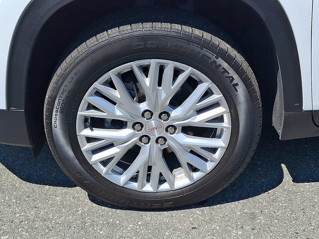Used 2026 GMC Acadia Elevation w/ Elevation Premium Package FWD image 8