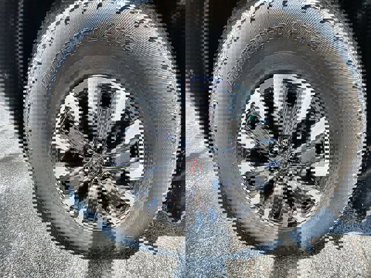 Used 2024 Nissan Frontier Pro-X w/ Pro Convenience Package image 31