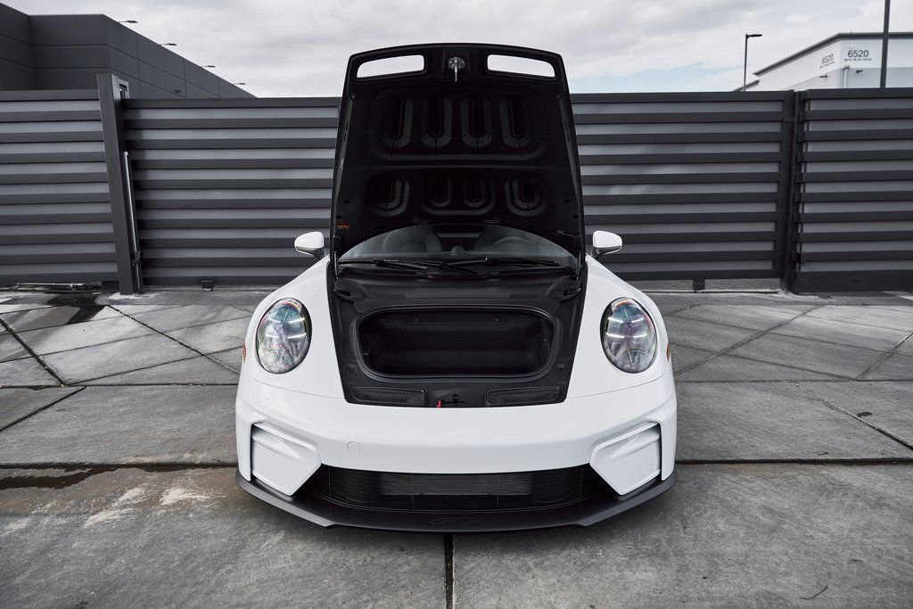 Used 2025 Porsche 911 GT3 w/ Chrono Package RWD image 19