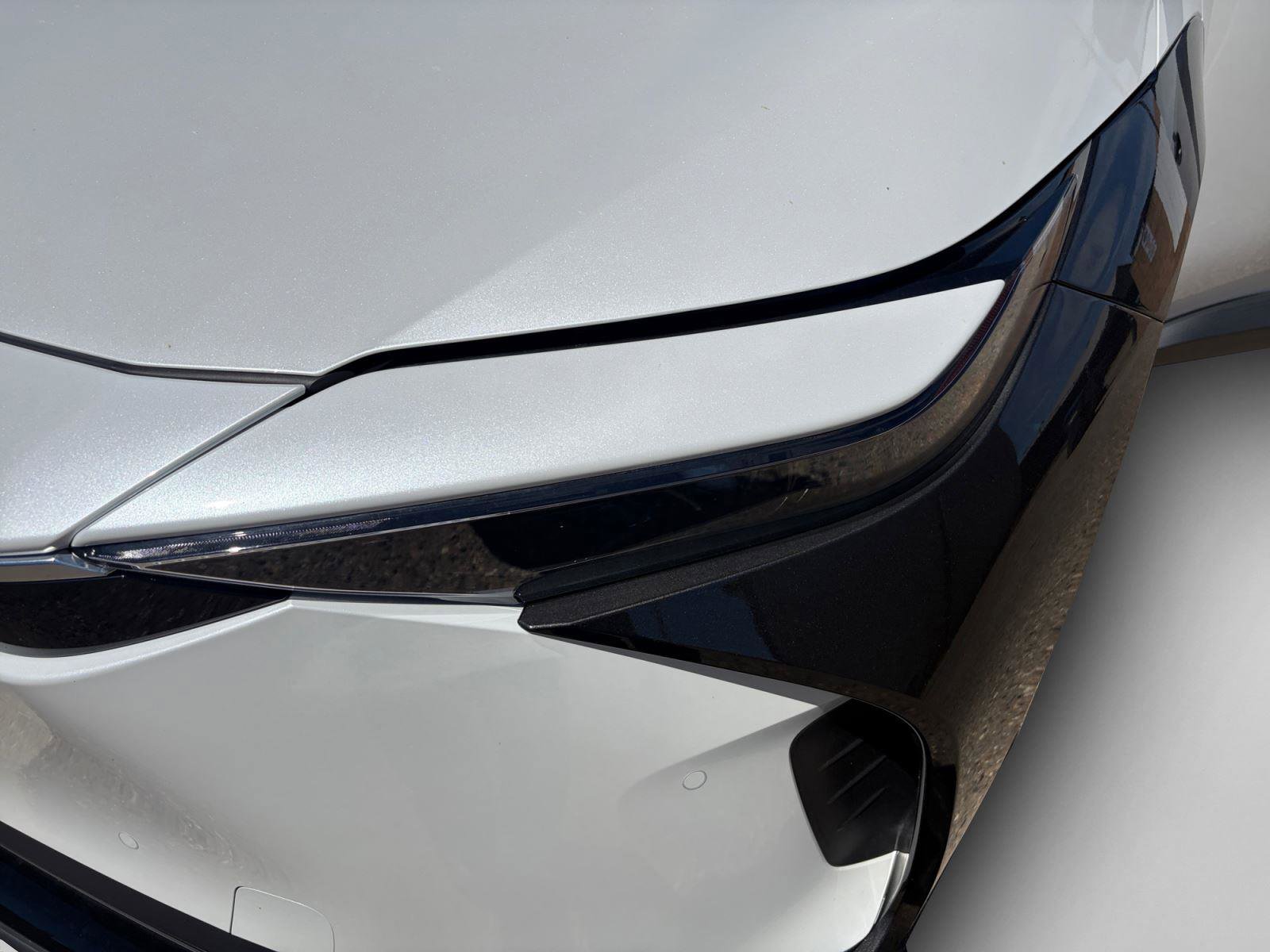 Certified 2025 Toyota bZ4X AWD image 34