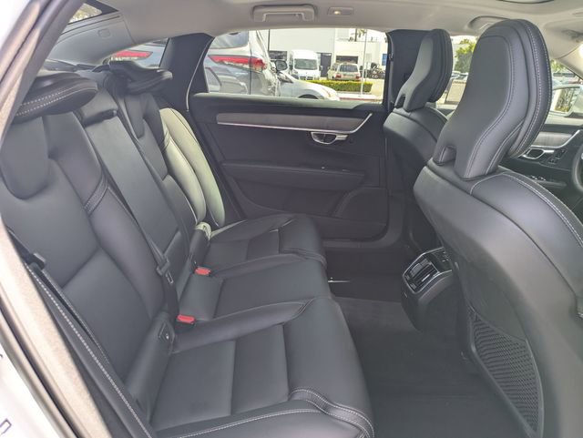 Certified 2023 Volvo S90 B6 Ultimate w/ Protection Package Premier image 27