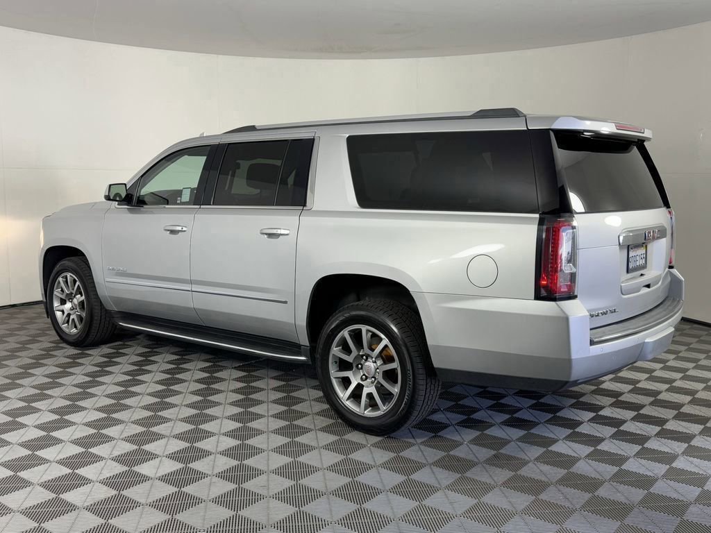 Used 2020 GMC Yukon XL Denali image 6