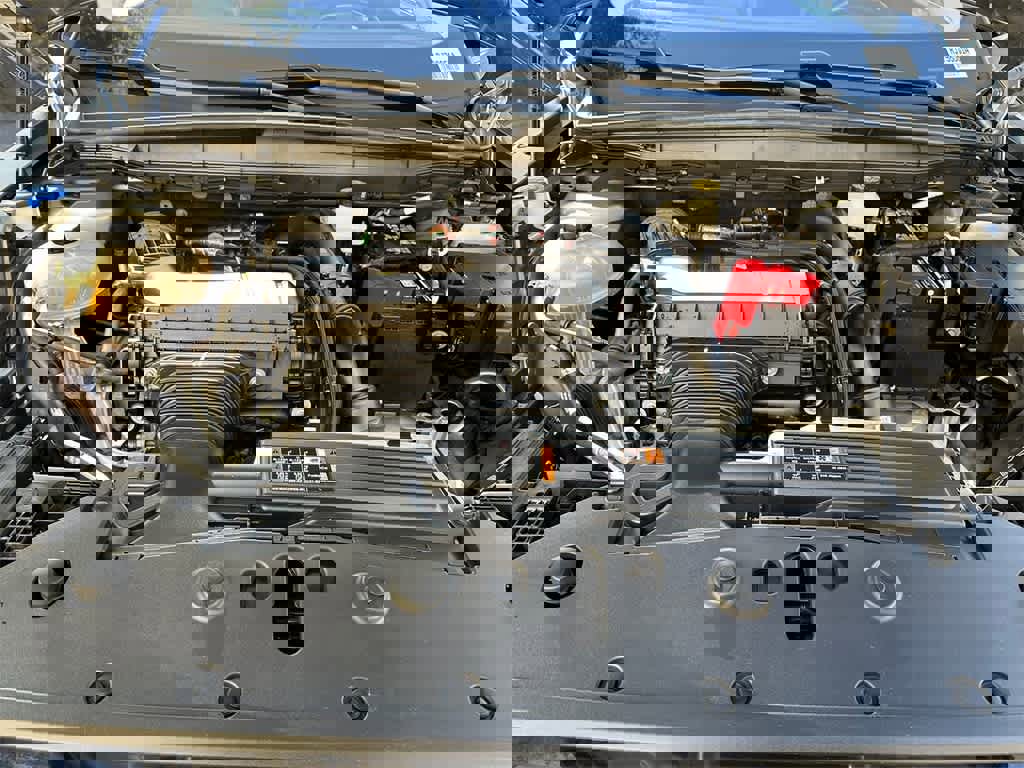 Used 2024 Lincoln Nautilus Reserve image 8