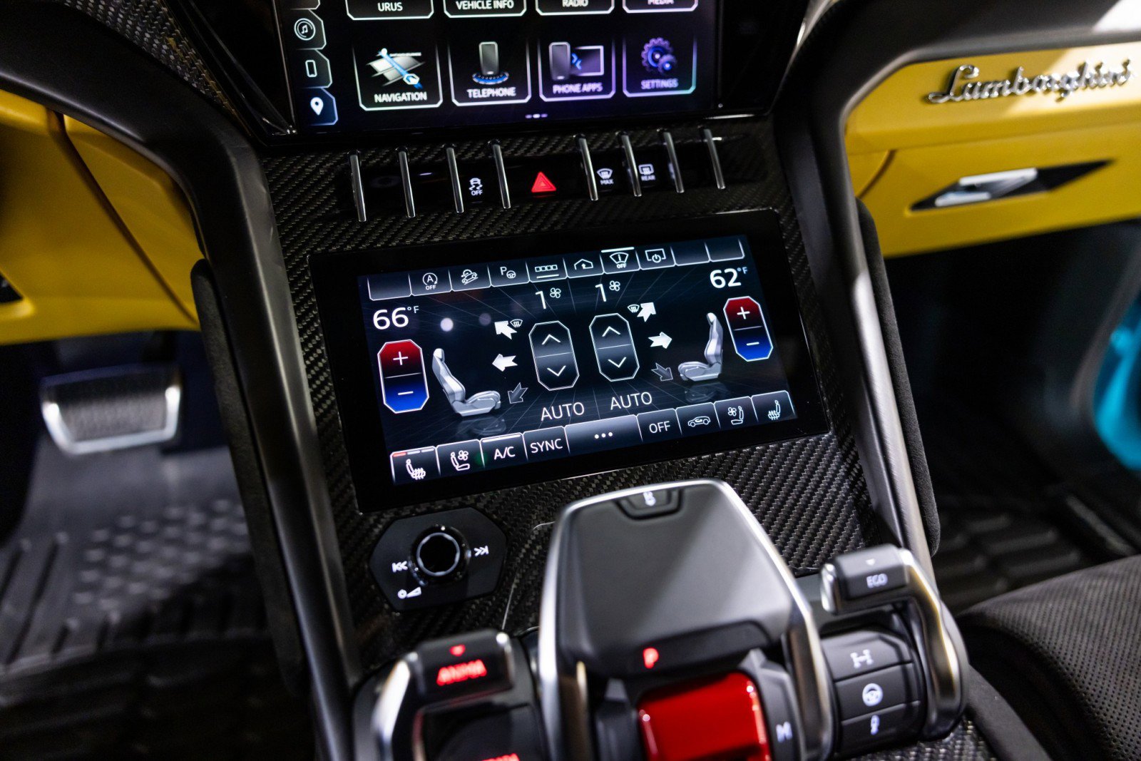 Used 2024 Lamborghini Urus S AWD/4WD image 45