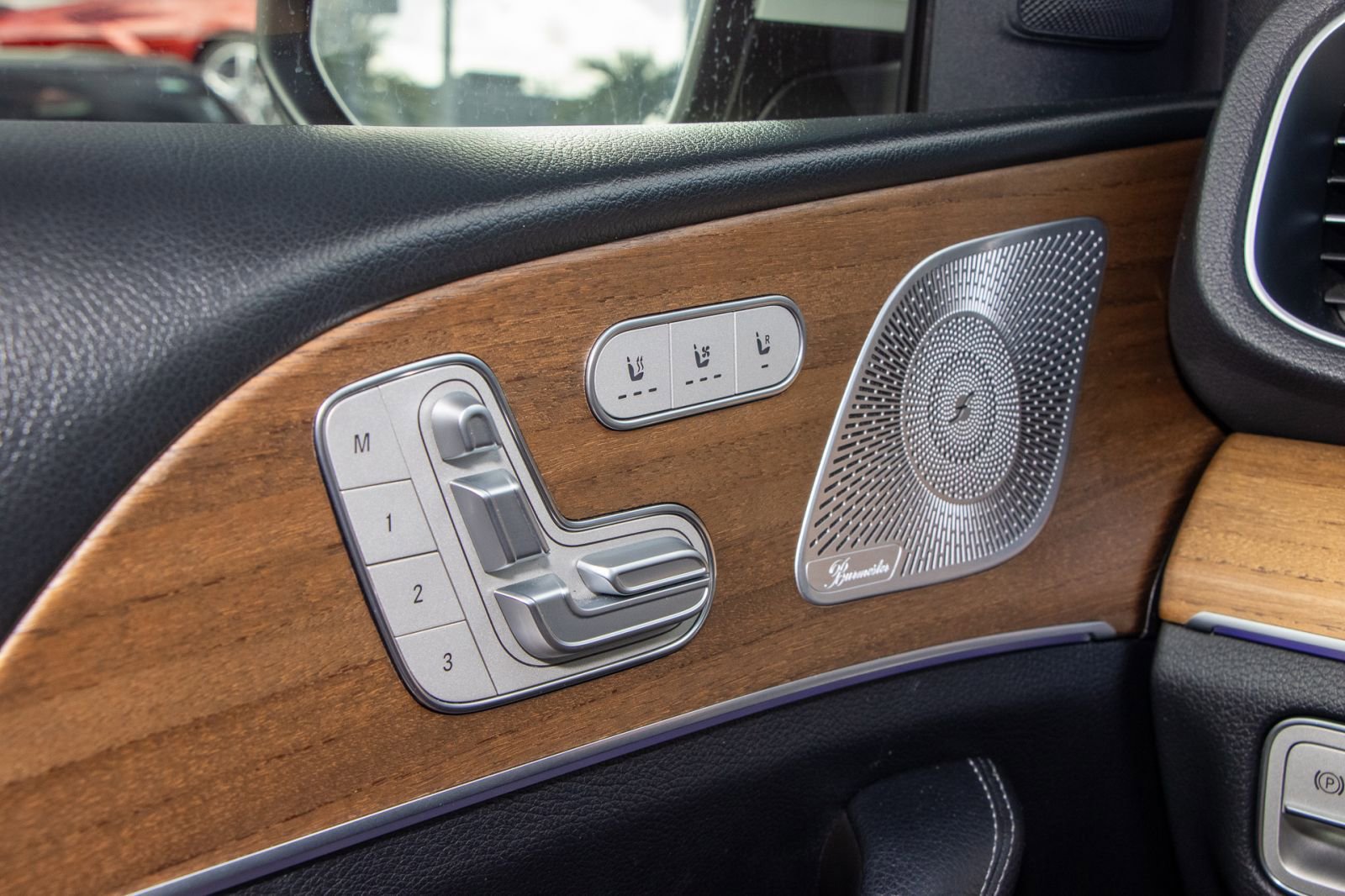 Used 2021 Mercedes-Benz GLE 350 w/ 3rd Row Seat Package image 28