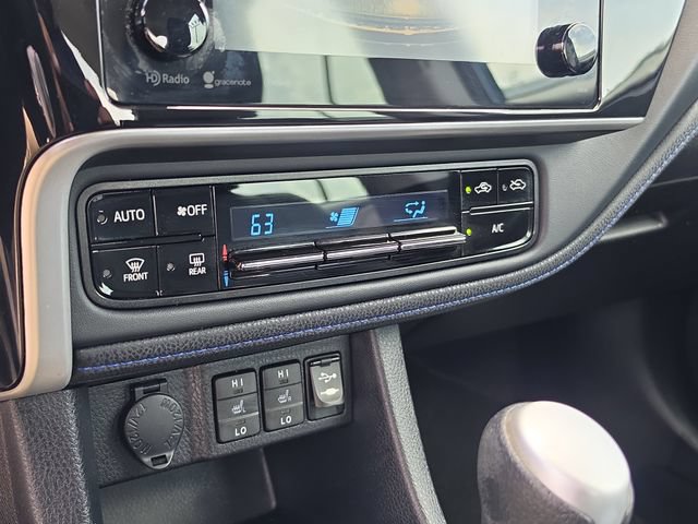 Used 2018 Toyota Corolla XSE FWD image 25