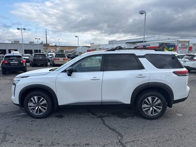 New 2026 Nissan Pathfinder SL w/ Cargo Package AWD/4WD image 9