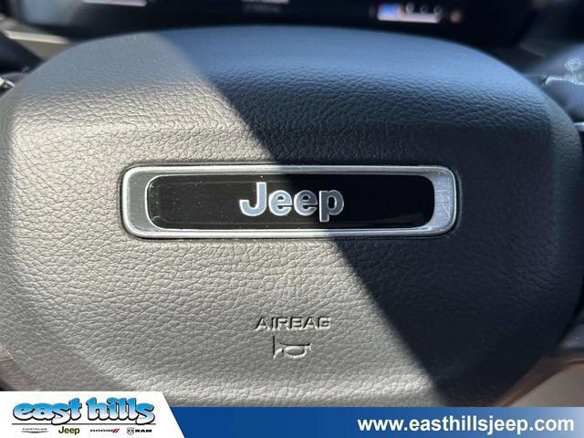 Used 2023 Jeep Grand Cherokee 4WD 4xe image 30