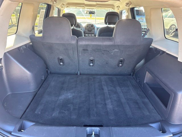 Used 2016 Jeep Patriot Latitude AWD/4WD image 10