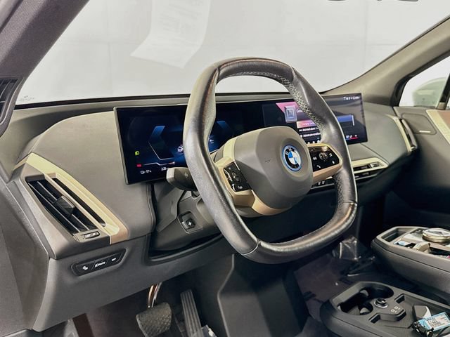 Certified 2024 BMW iX xDrive50 w/ Premium Package AWD/4WD image 9