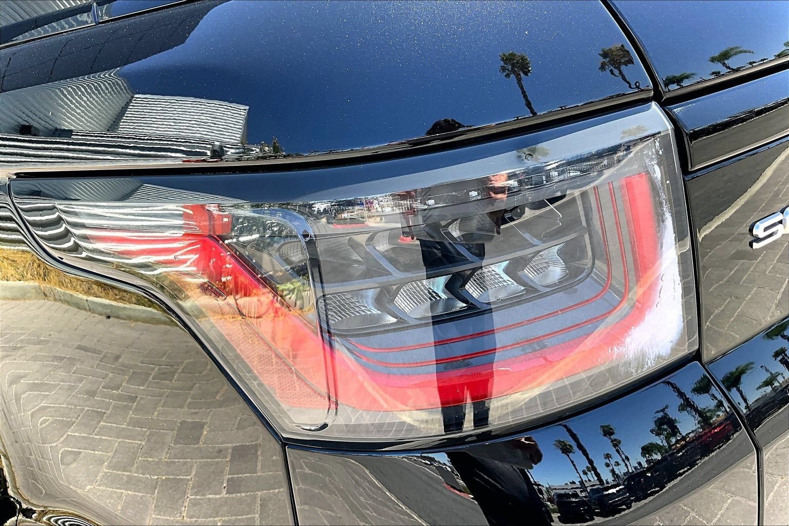 Used 2019 Land Rover Range Rover Sport Supercharged AWD/4WD image 28