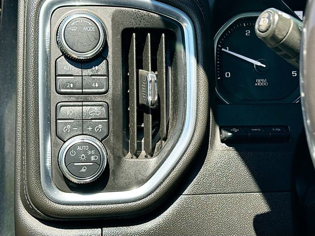 Certified 2023 GMC Sierra 3500 Denali w/ Denali Ultimate Package AWD/4WD image 11