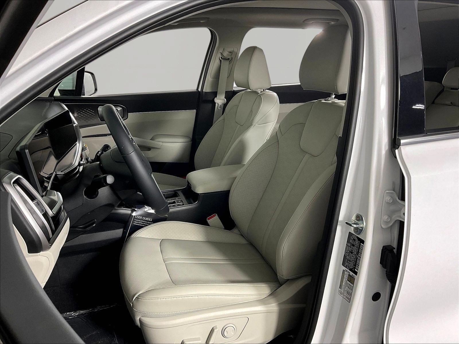 New 2026 Kia Sorento S w/ S Panoramic Sunroof Package AWD/4WD image 17
