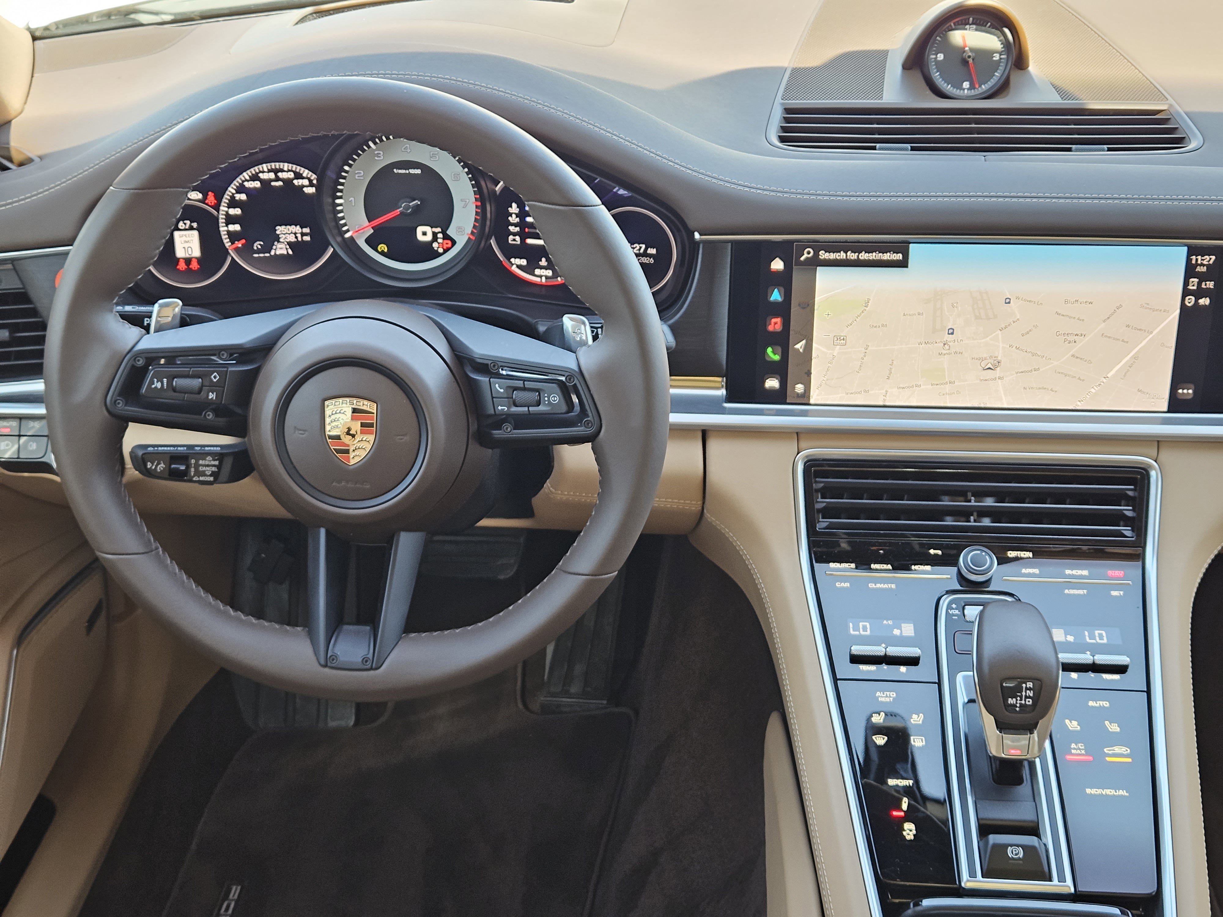 Certified 2023 Porsche Panamera Platinum Edition image 25
