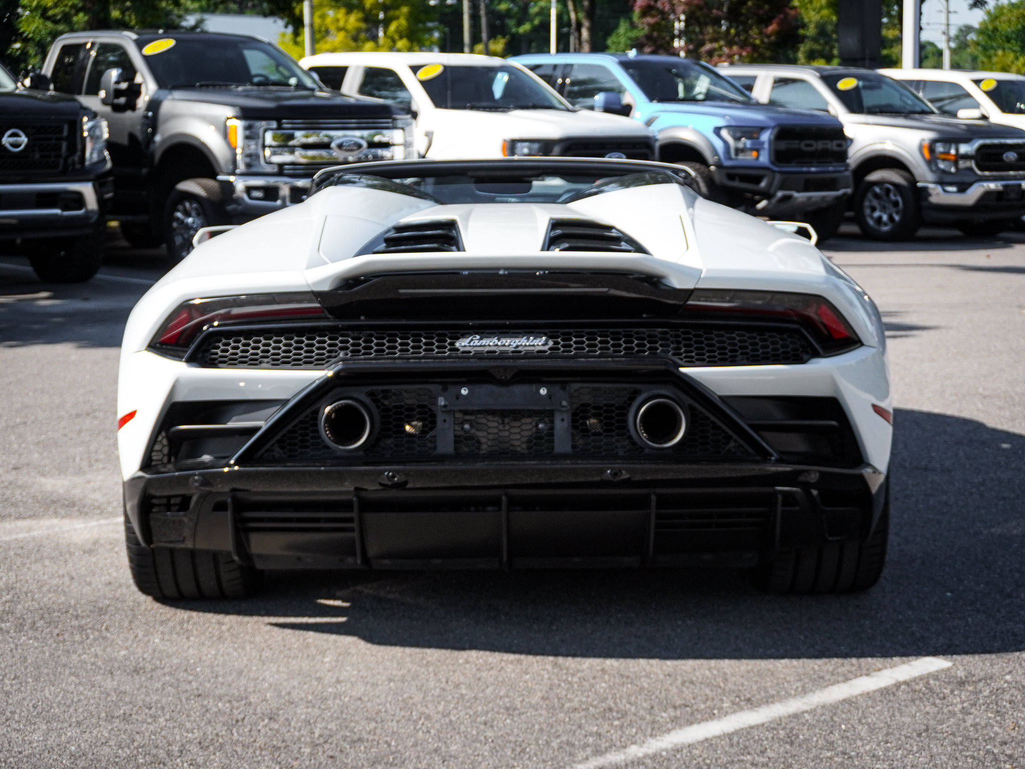Used 2020 Lamborghini Huracan EVO AWD/4WD image 9