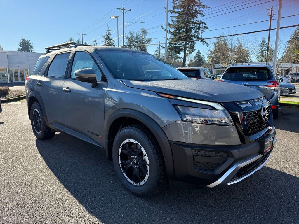 New 2025 Nissan Pathfinder Rock Creek image 5