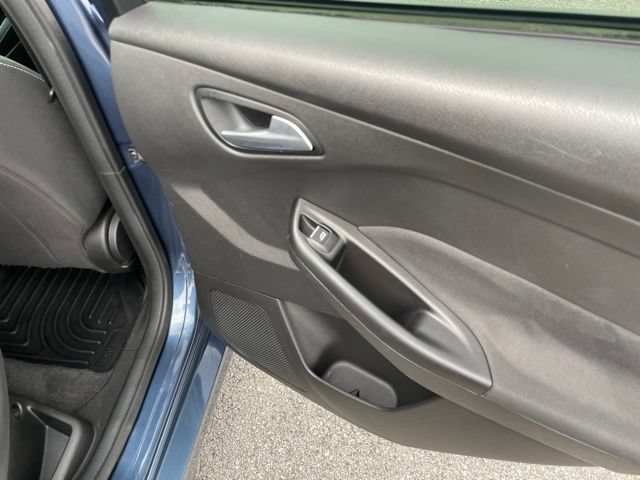 Used 2018 Ford Focus ST FWD image 46