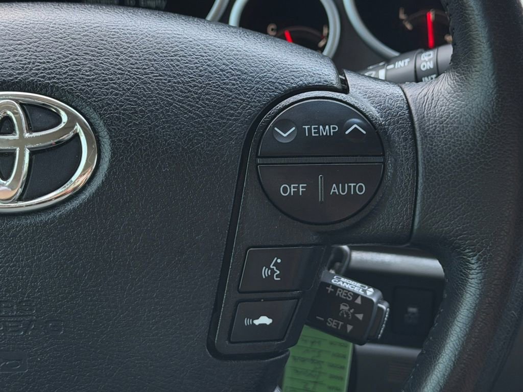 Used 2012 Toyota Sequoia Platinum RWD image 18