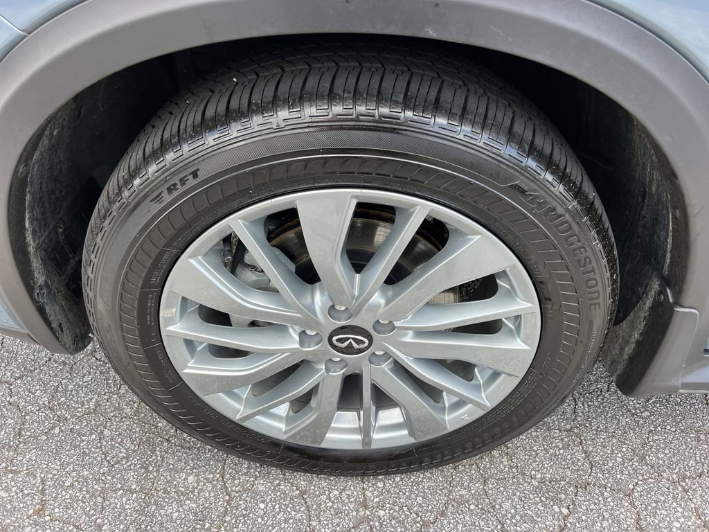 Used 2025 INFINITI QX50 Luxe image 9