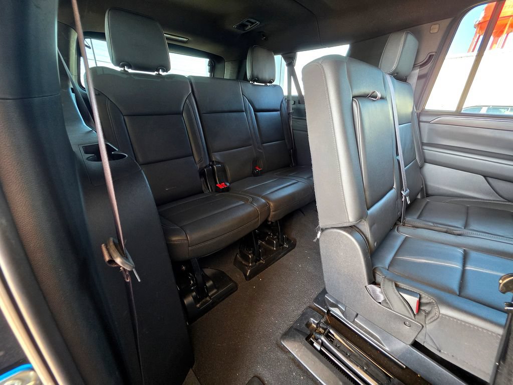 Used 2024 Chevrolet Suburban LT AWD/4WD image 67