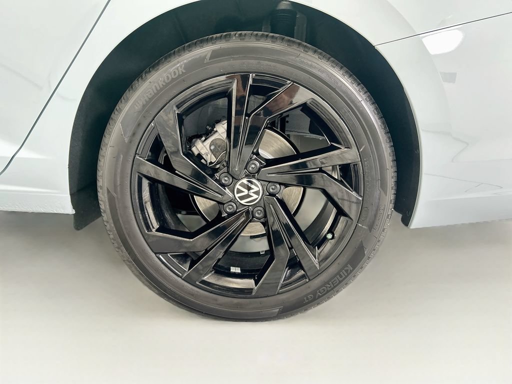 New 2027 Volkswagen Jetta SE FWD image 29