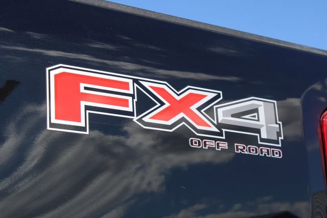 Used 2023 Ford F350 Lariat w/ Sport Appearance Package image 18