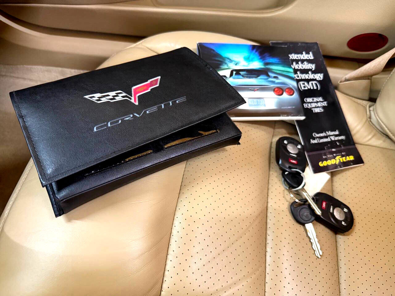 Used 2007 Chevrolet Corvette Convertible w/ Preferred Equipment Group image 58