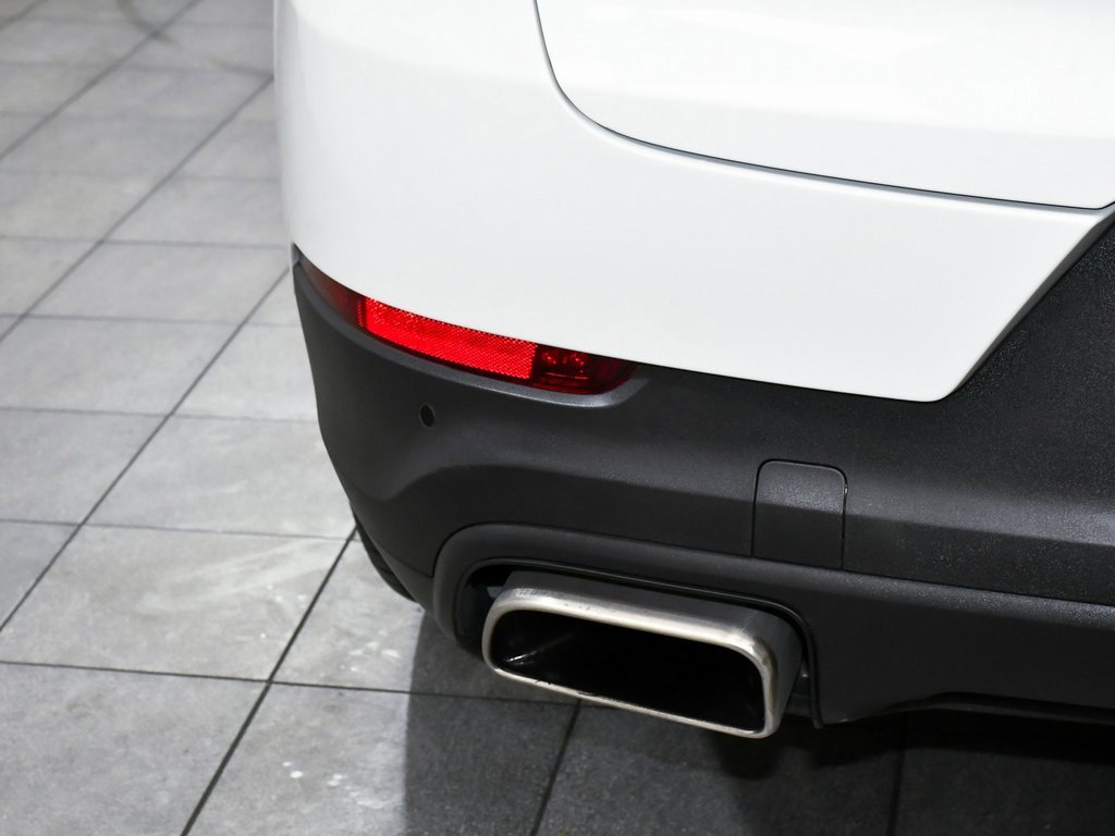 Used 2022 Porsche Cayenne Coupe image 81